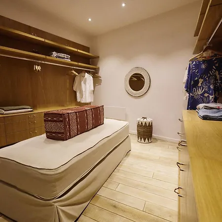 Villa Nites In Syros